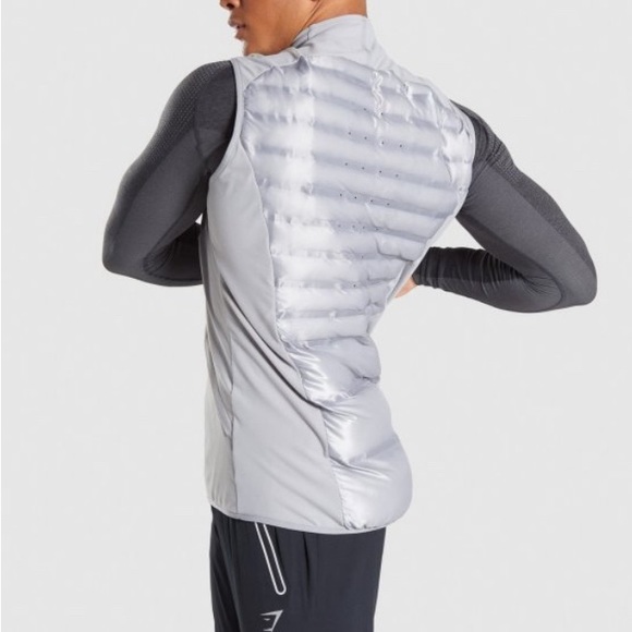 Gymshark Power Lightweight Gilet - Picture 2 of 5